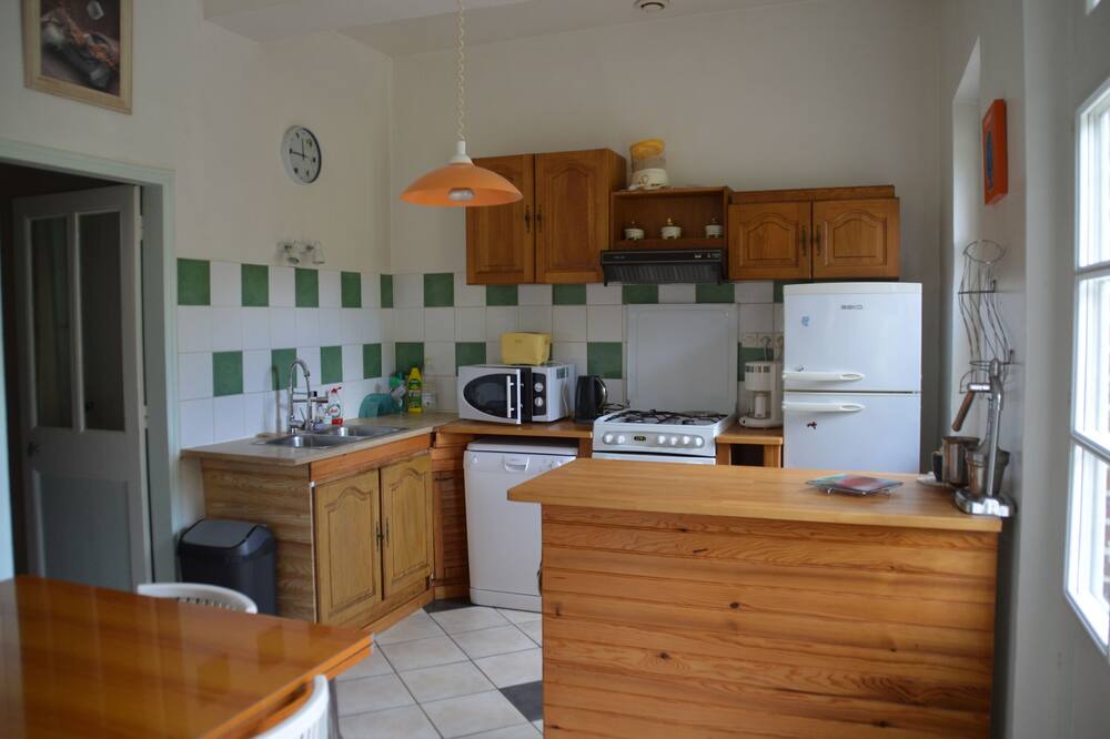 Photo of Kitchen in Saint-Riquier-es-Plains