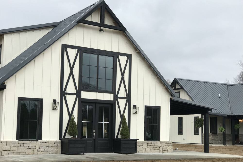Photo of Outdoor in Garfield