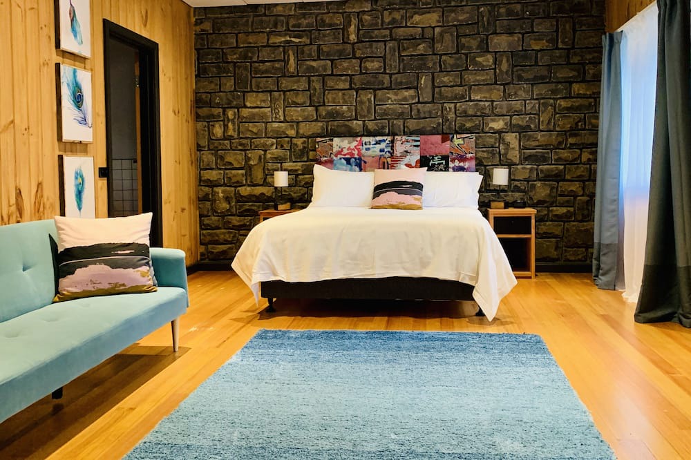 Photo of Bedroom in Emerald