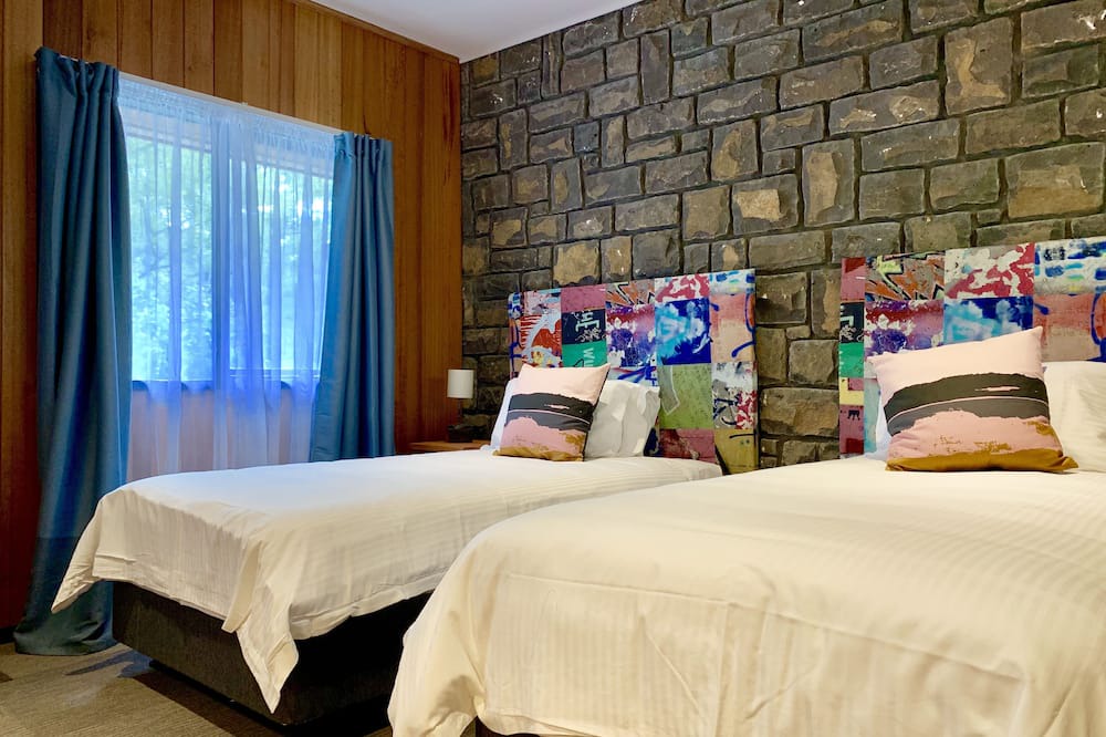 Photo of Bedroom in Emerald