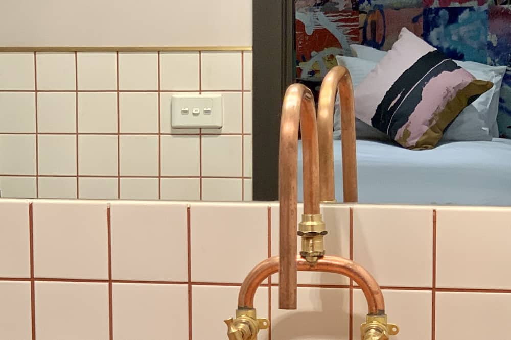 Photo of Bathroom in Emerald