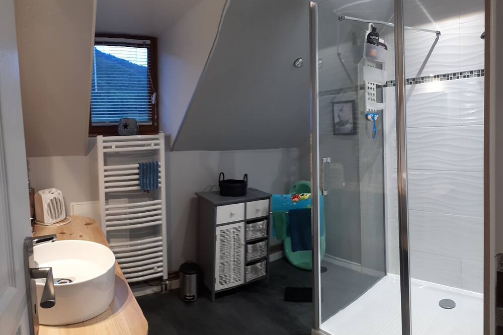 Photo of Bathroom in Sainte-Marie-de-Campan