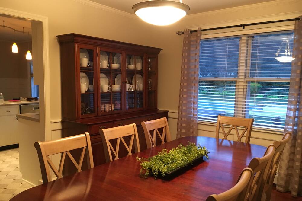Photo of Kitchen in Palmyra