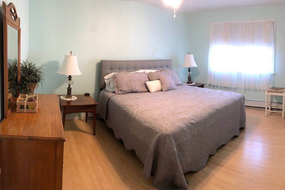 Photo of Bedroom in Palmyra
