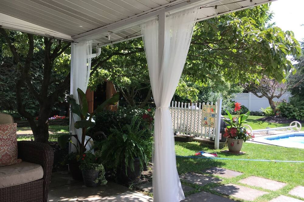 Photo of Outdoor in Palmyra