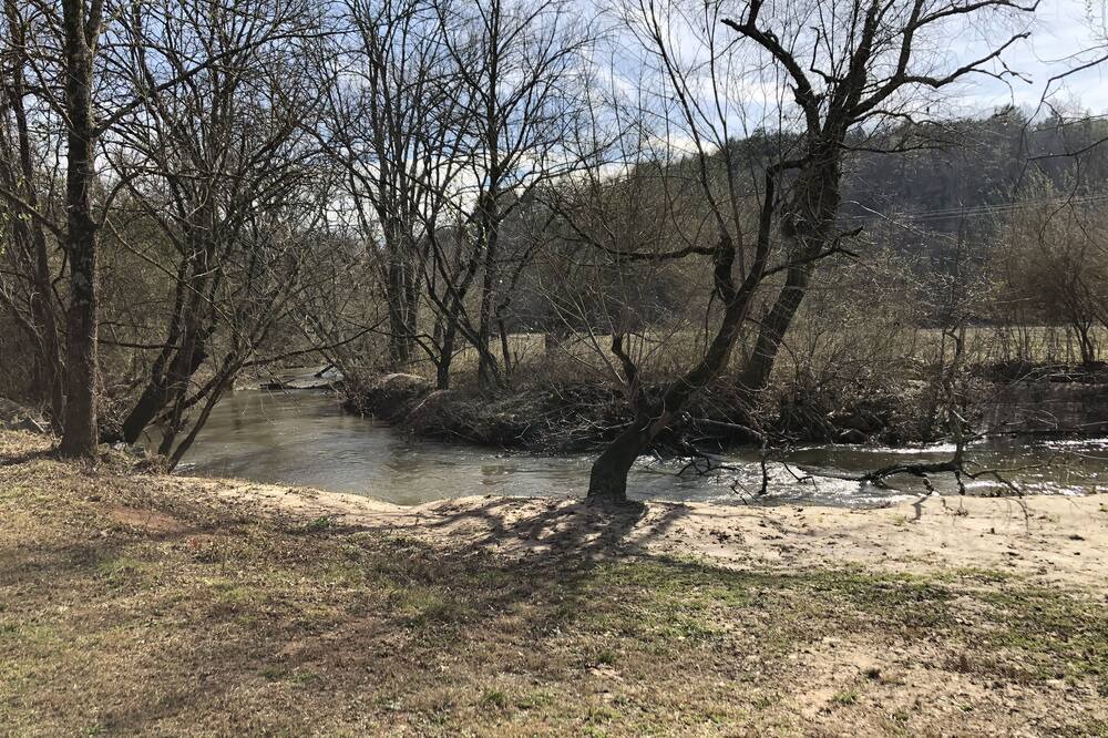 Photo of Outdoor in Pickens