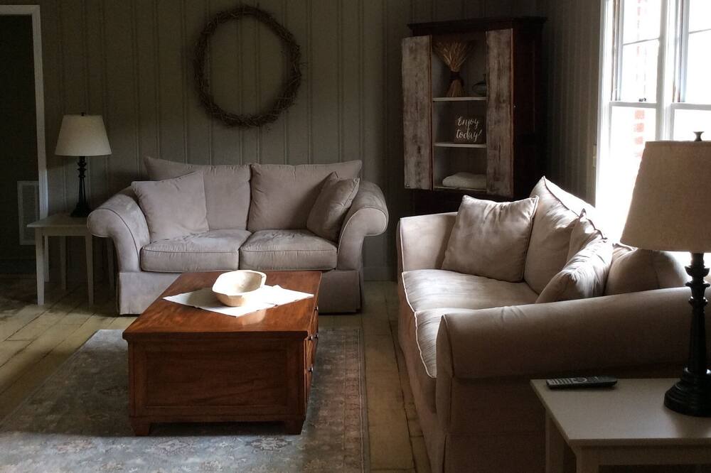 Photo of Others in Pickens
