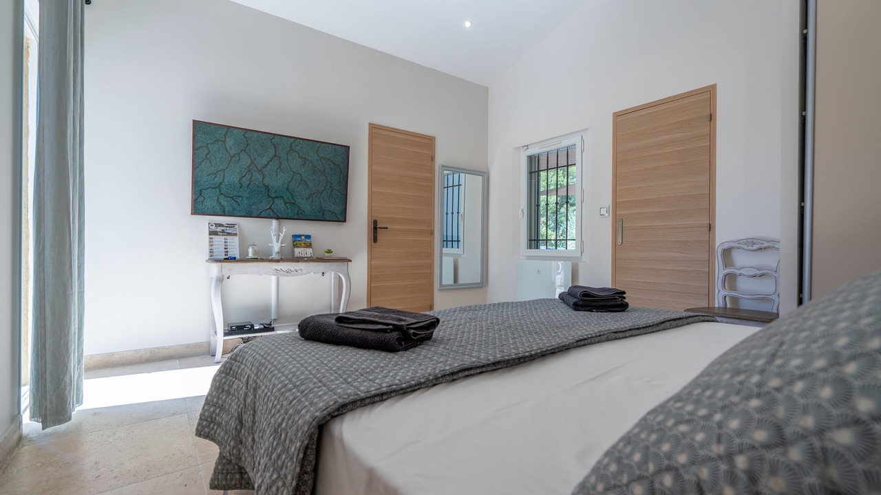 Photo of Bedroom in Lourmarin