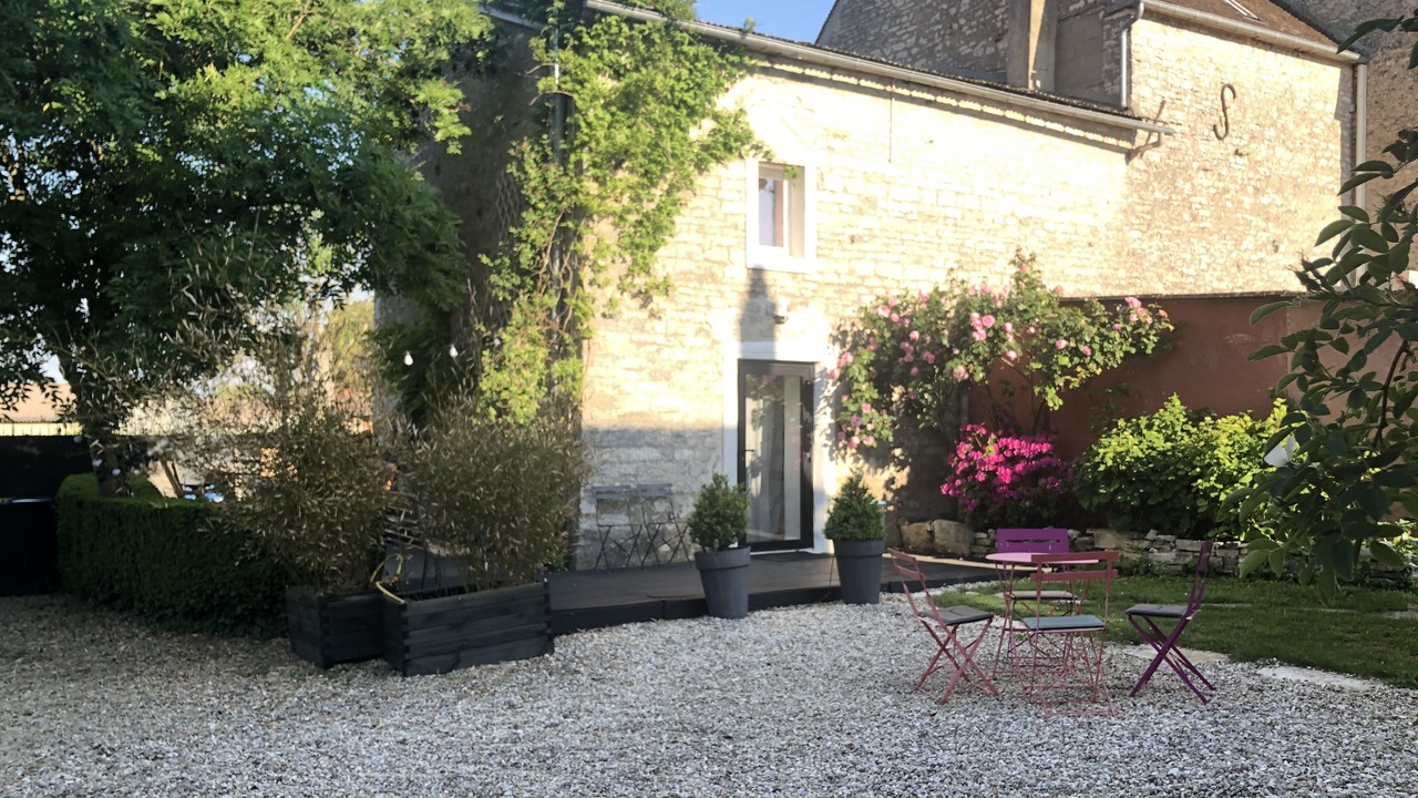 Photo of Outdoor in Prehy