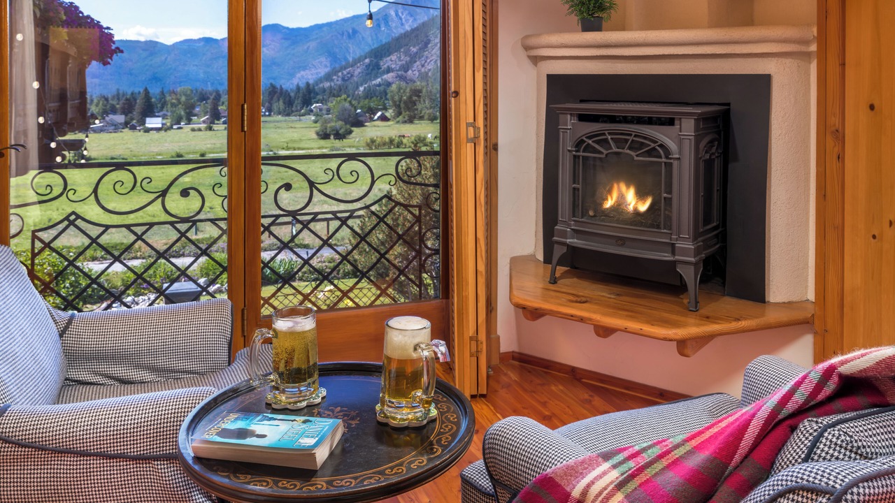 Photo of Bedroom in Leavenworth