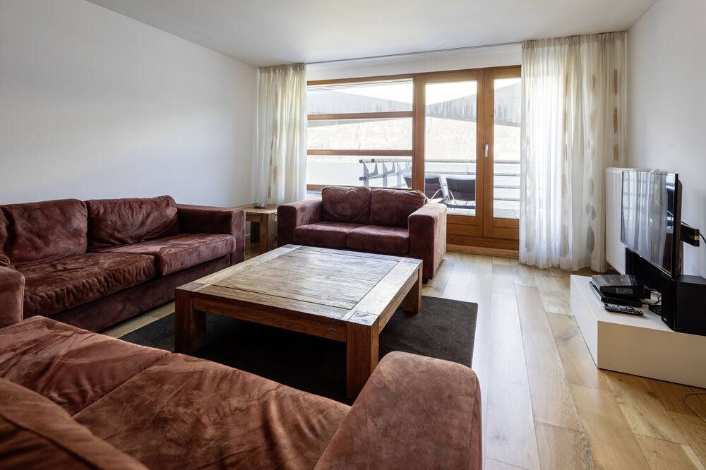 Photo of Livingroom in Unterterzen