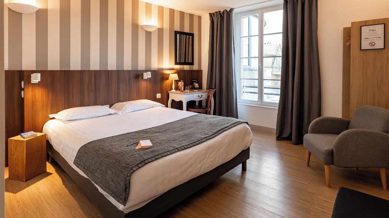 Photo of Bedroom in Dinan