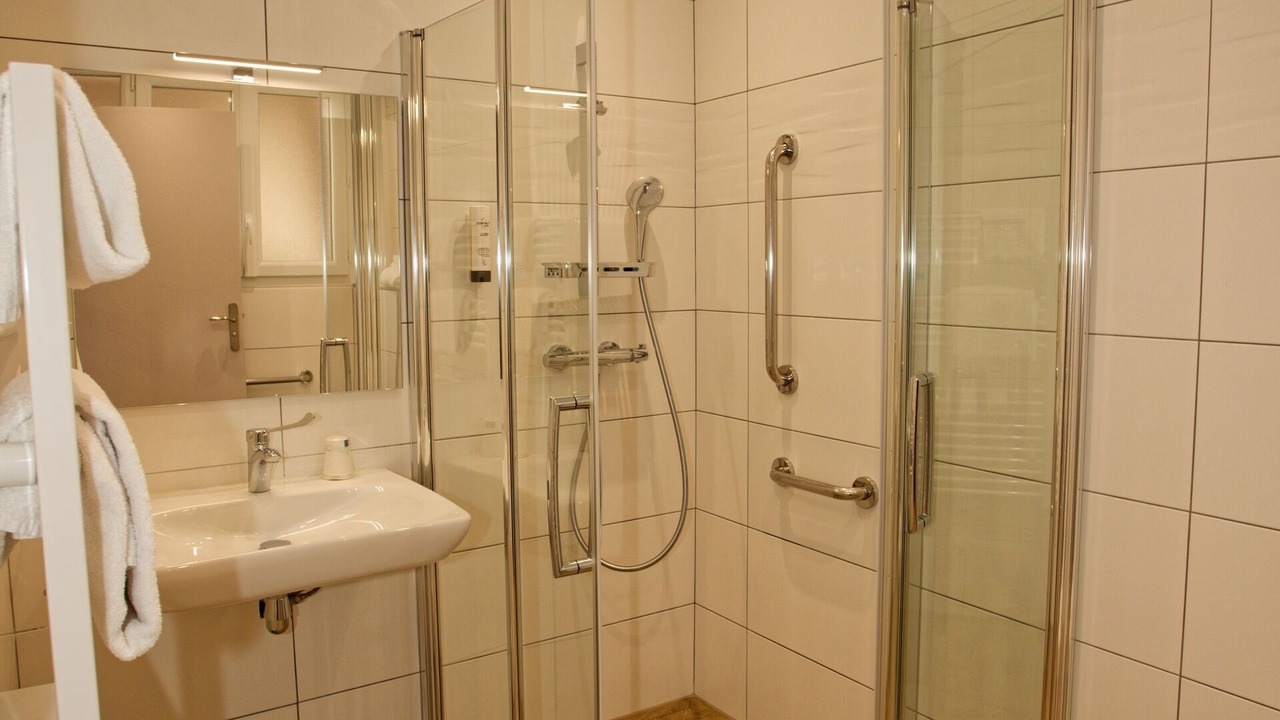 Photo of Bathroom in Dinan
