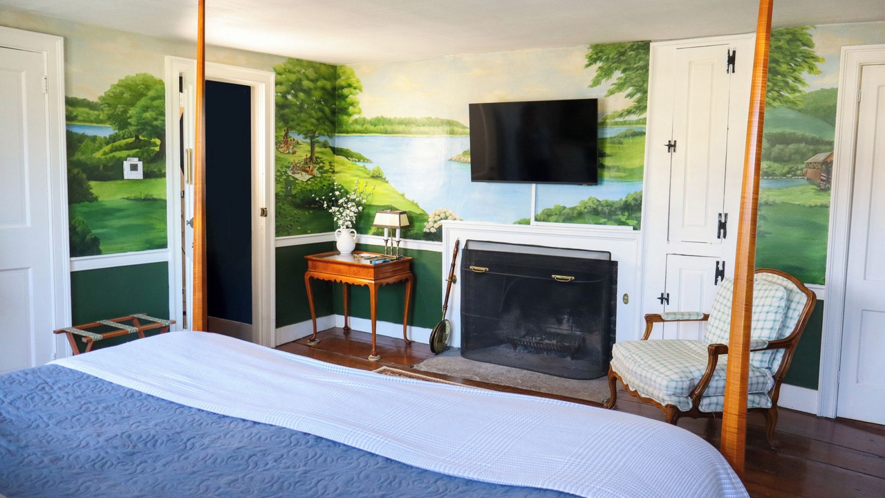 Photo of Bedroom in Ledyard