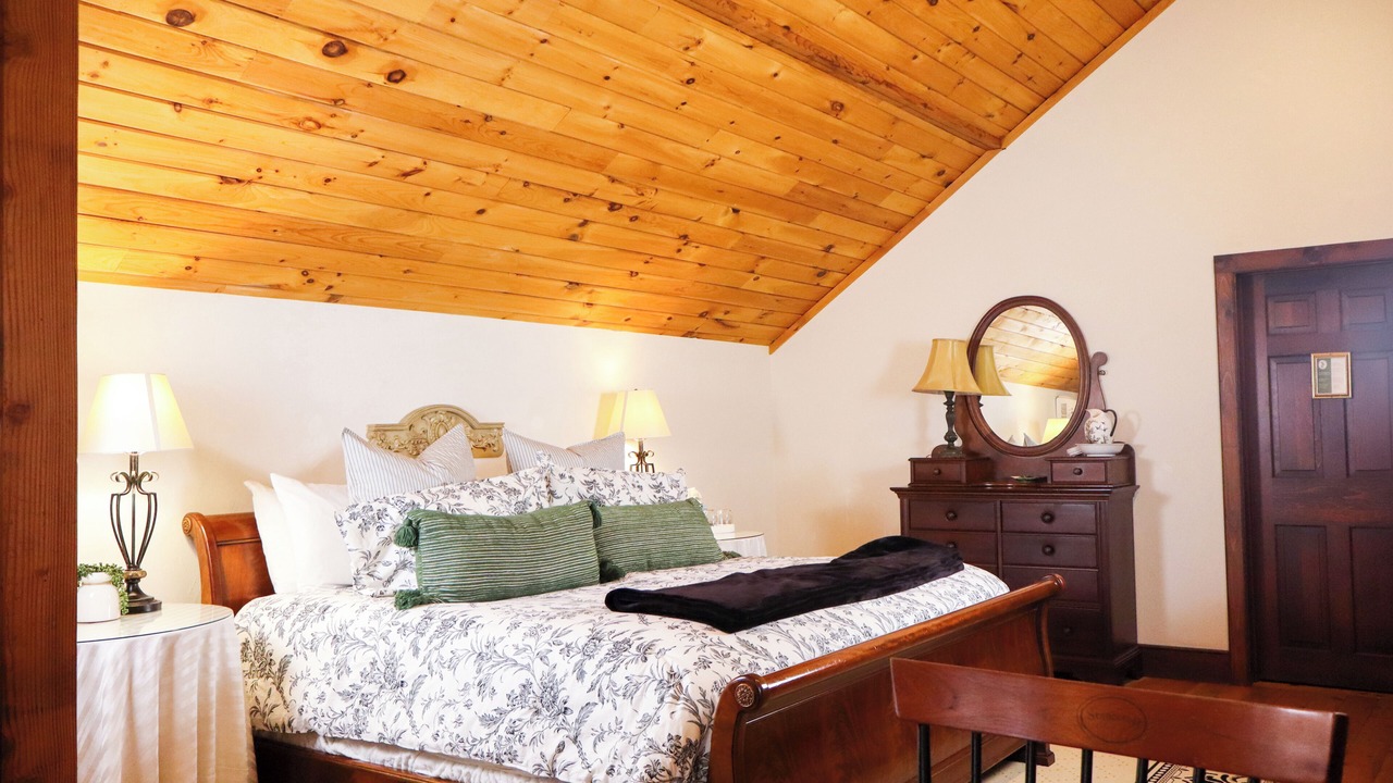 Photo of Bedroom in Ledyard