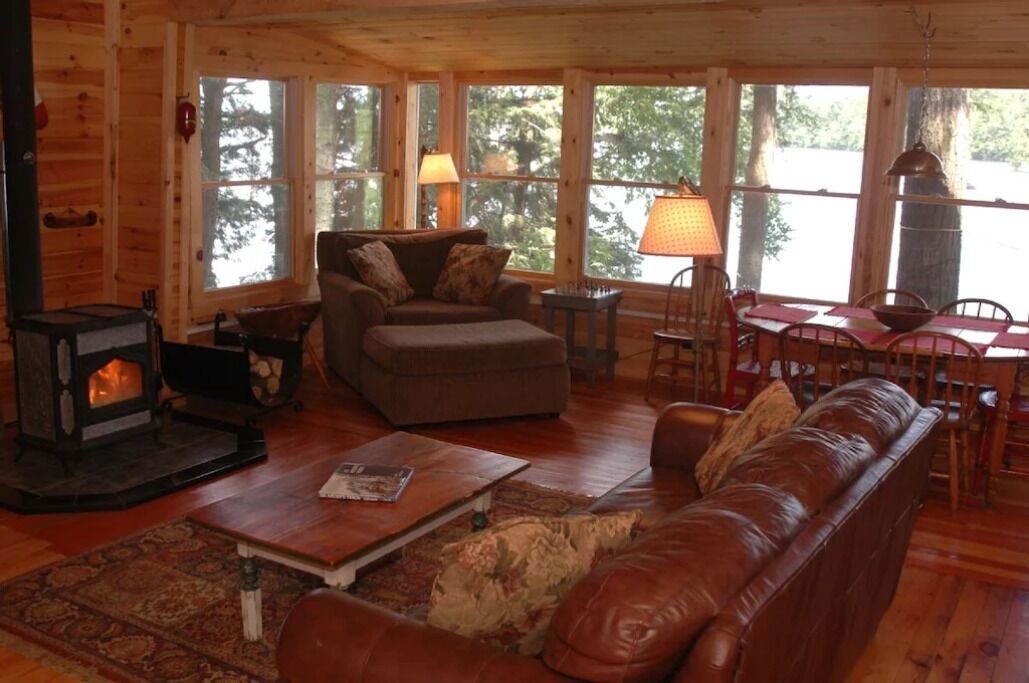 Photo of Livingroom in Town of Hermon