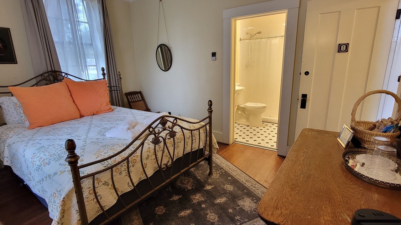 Photo of Bedroom in Wolf Creek