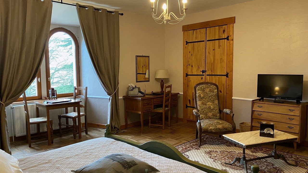 Photo of Bedroom in Belleau