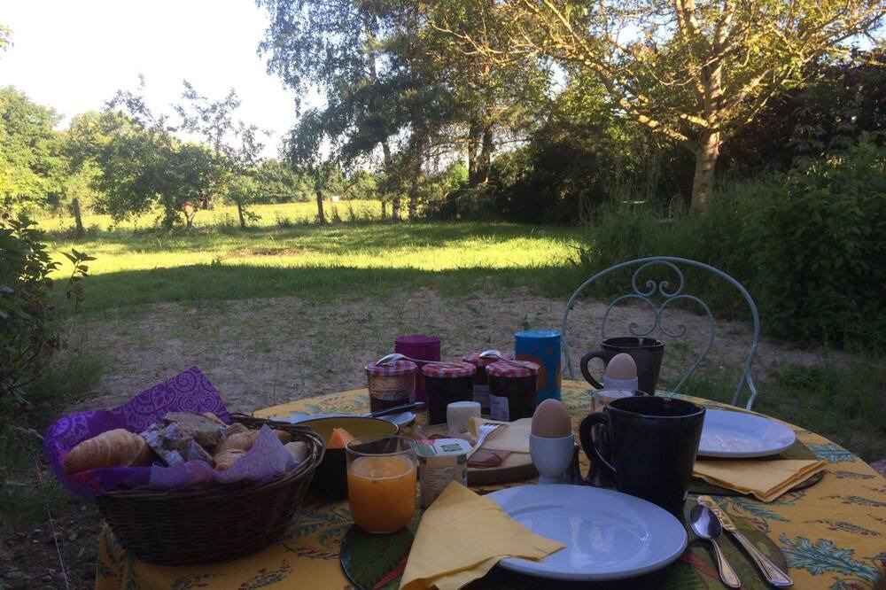 Photo of Others in Levis