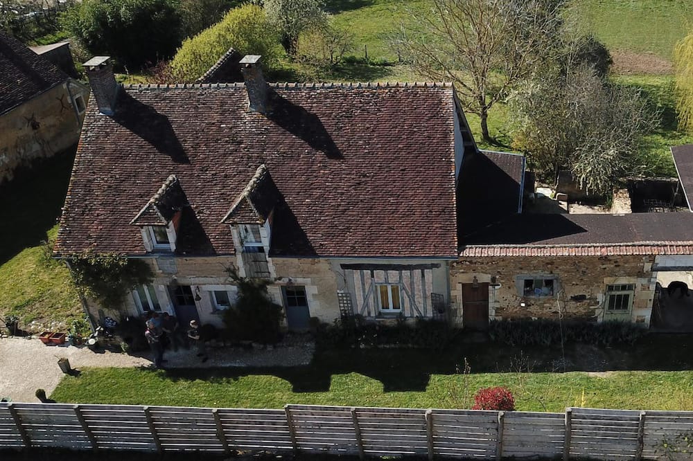 Photo of Outdoor in Levis