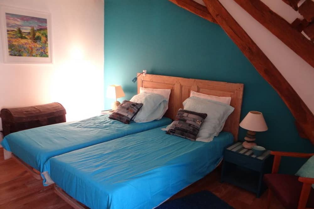 Photo of Bedroom in Levis