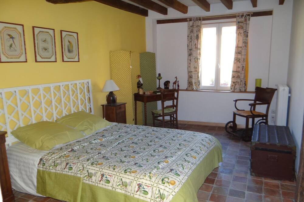 Photo of Bedroom in Levis