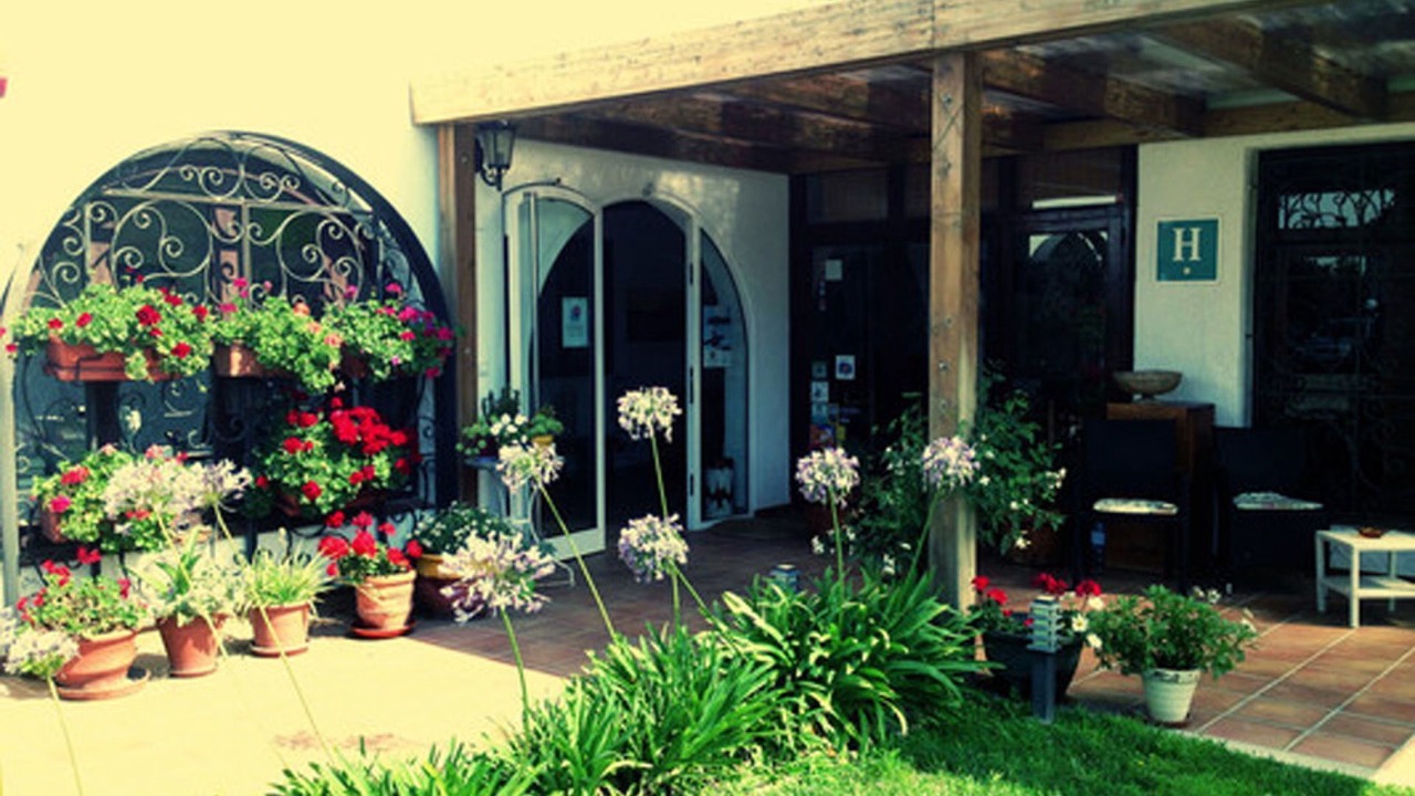 Photo of Outdoor in Roses