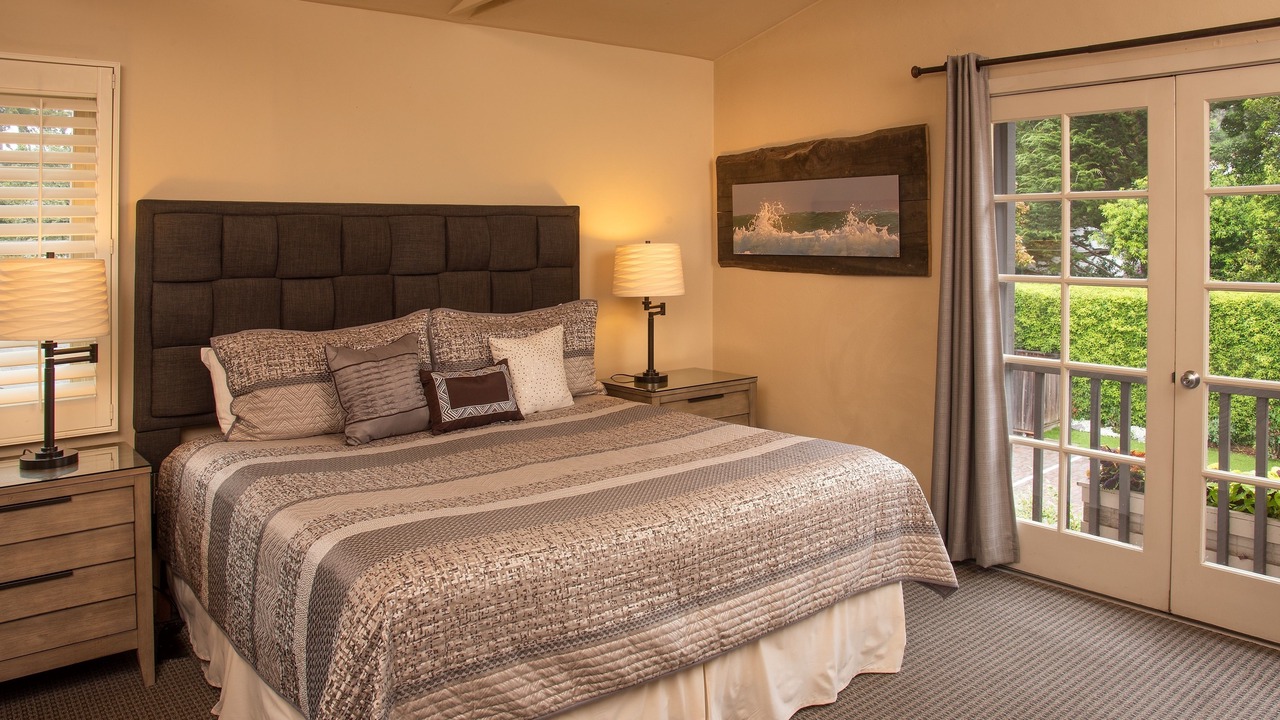 Photo of Others in Northwest Carmel