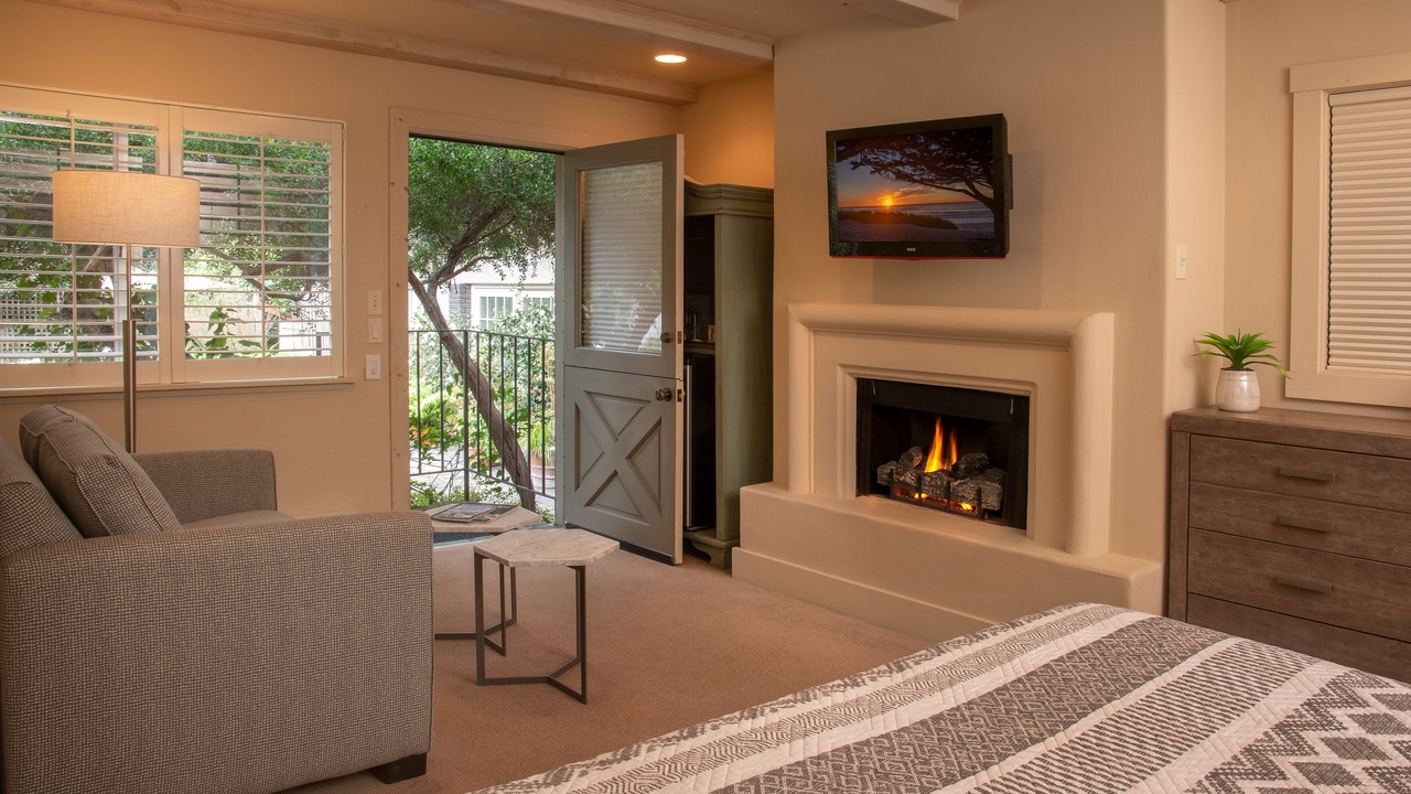 Photo of Others in Northwest Carmel