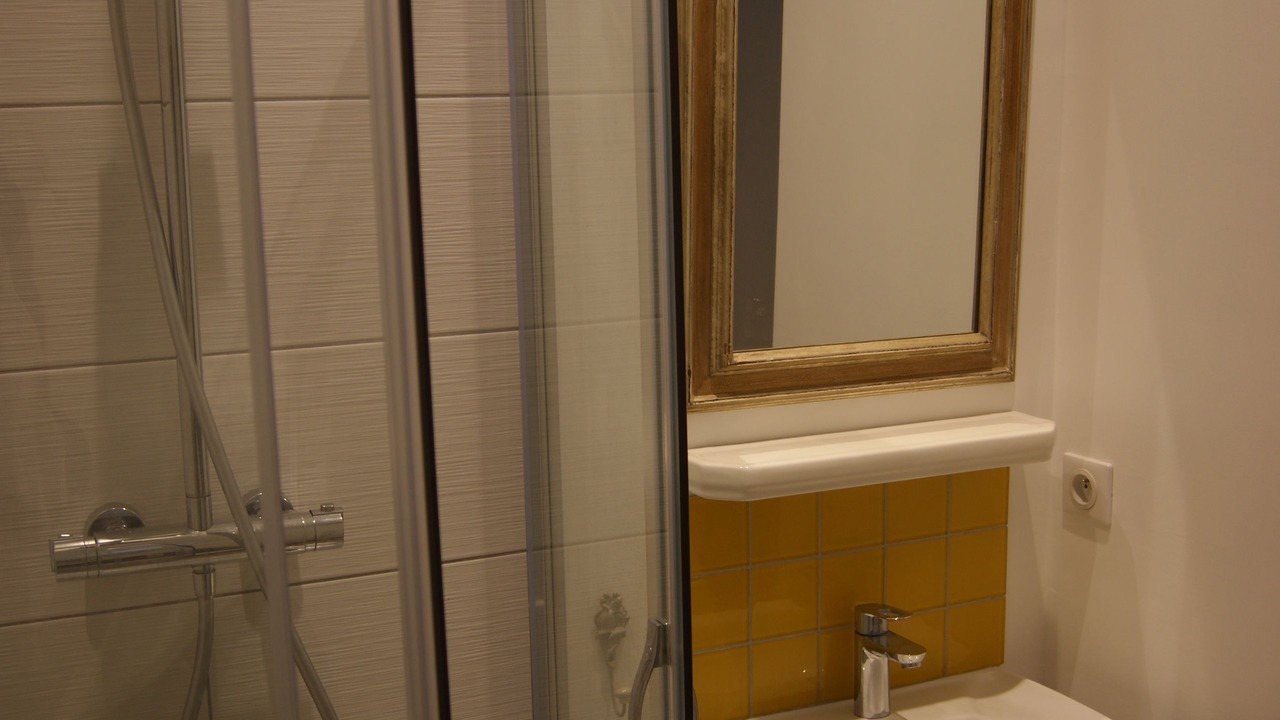 Photo of Bathroom in Servian