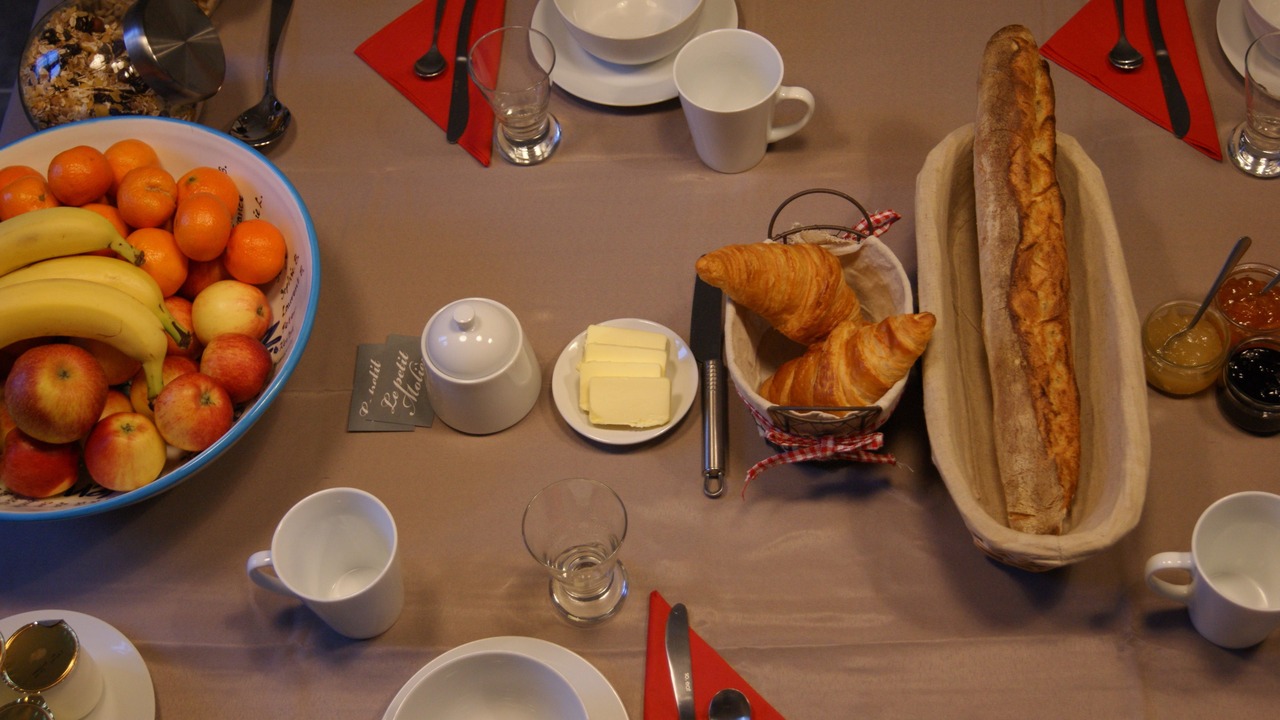 Photo of Others in Servian