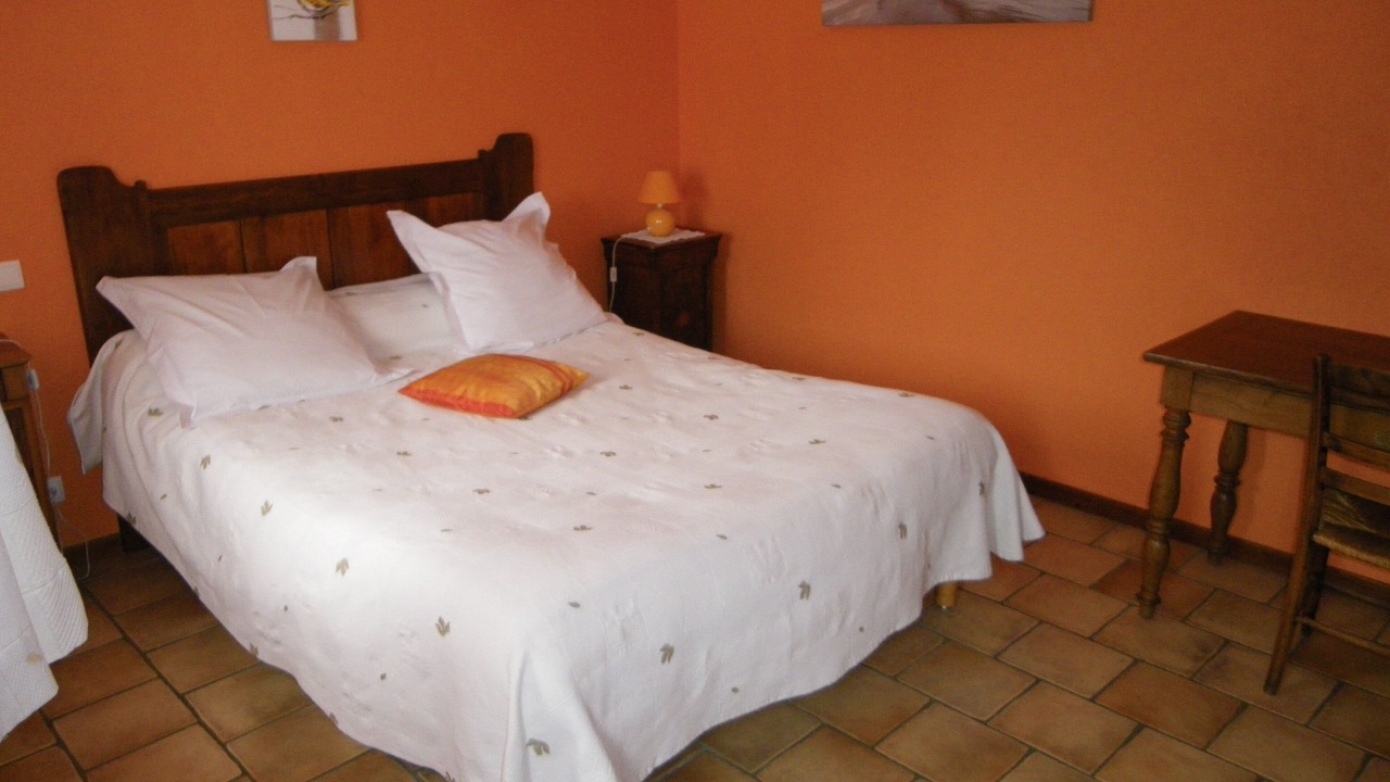 Photo of Bedroom in Prenois