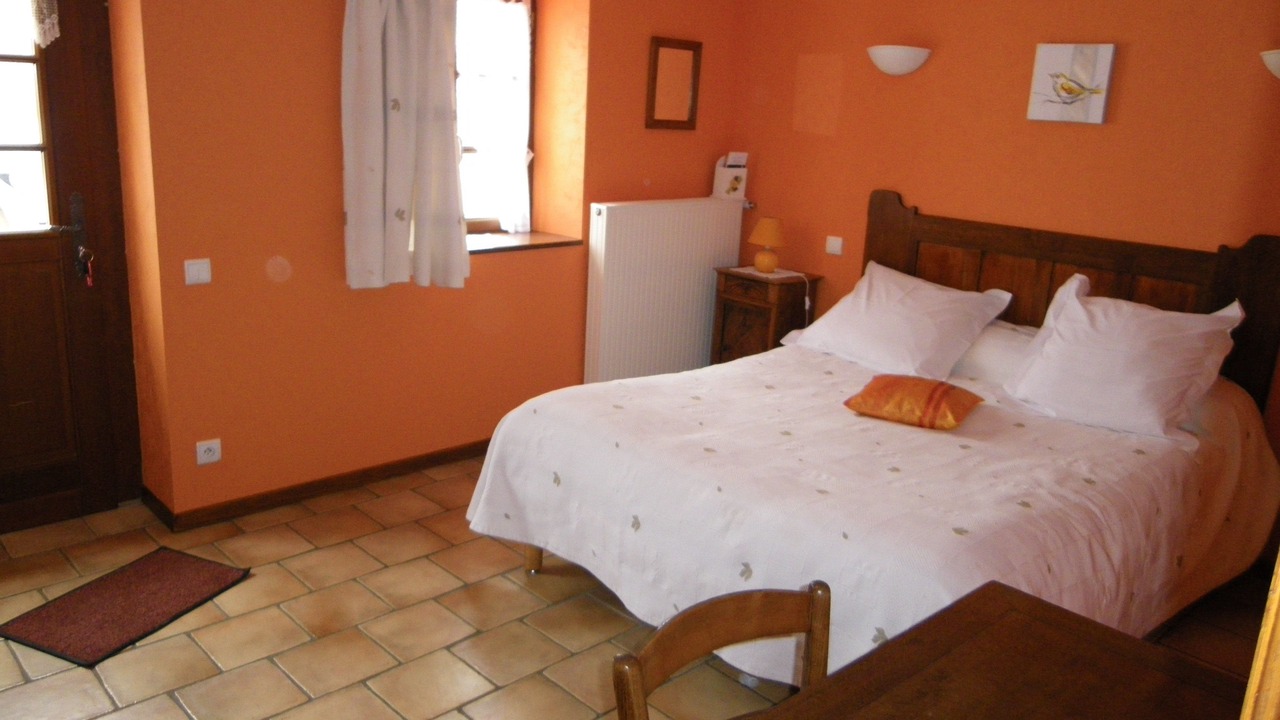 Photo of Bedroom in Prenois
