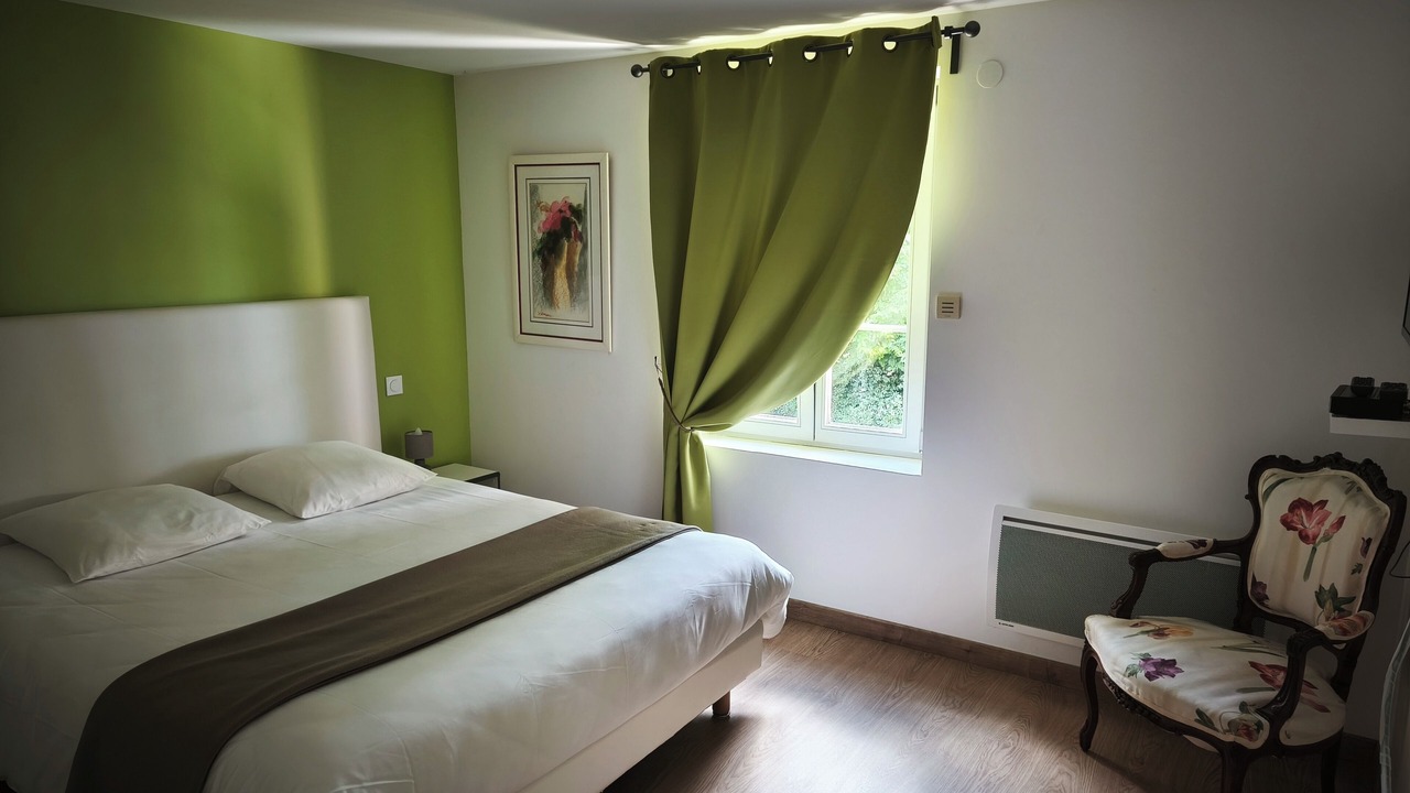 Photo of Bedroom in Molieres