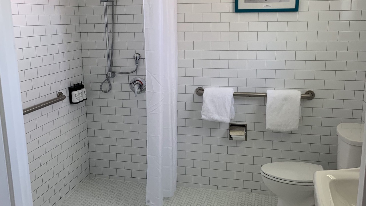 Photo of Bathroom in Islamorada