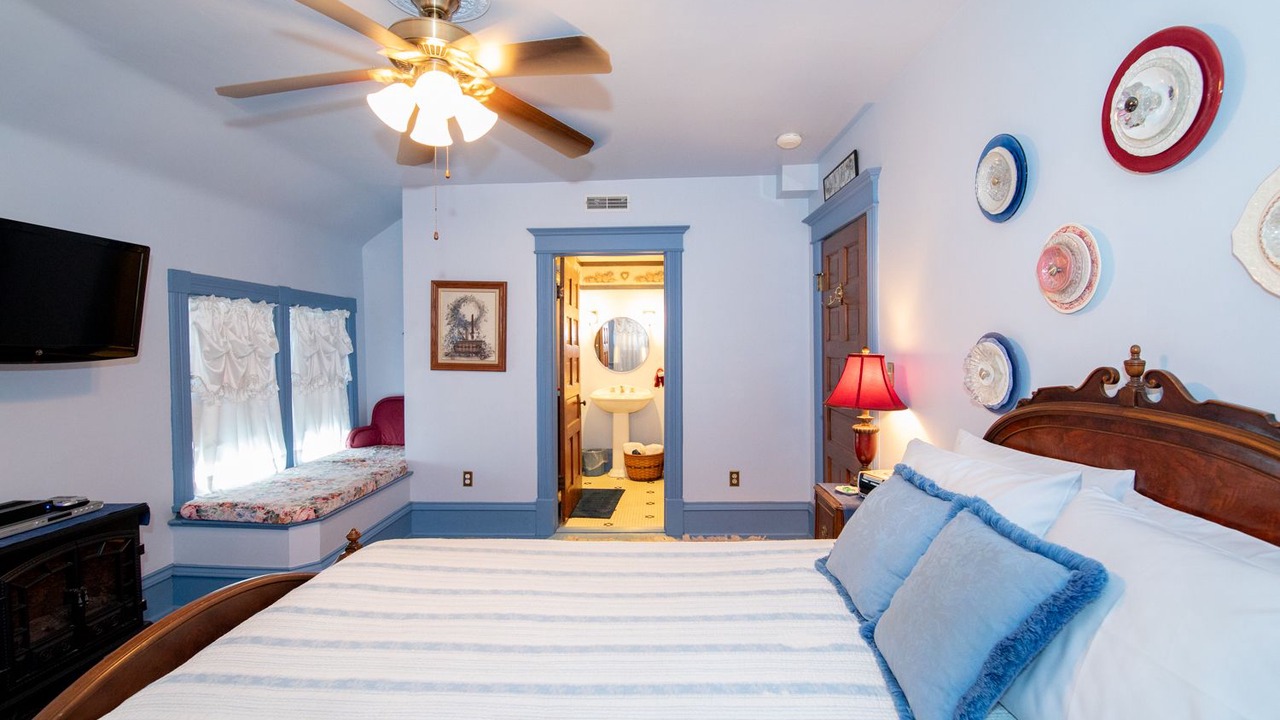 Photo of Bedroom in Sturgeon Bay