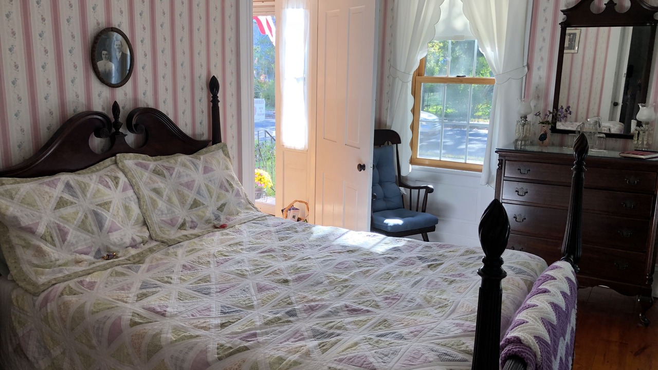 Photo of Bedroom in Wareham Center