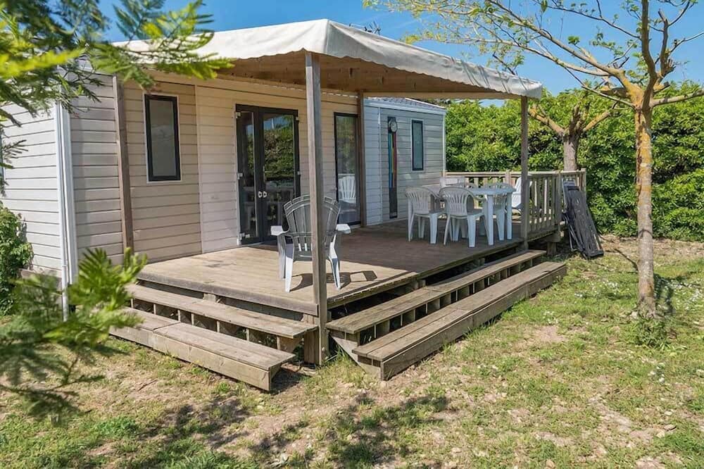 Photo of Patio Balcony in Saint-Clement-des-Baleines