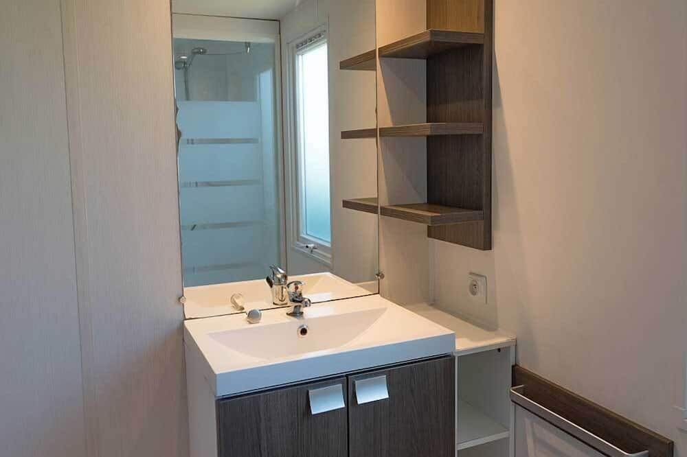 Photo of Bathroom in Saint-Clement-des-Baleines