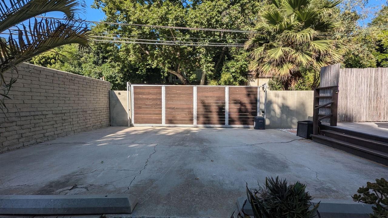 Photo of Outdoor in Beverly Glen