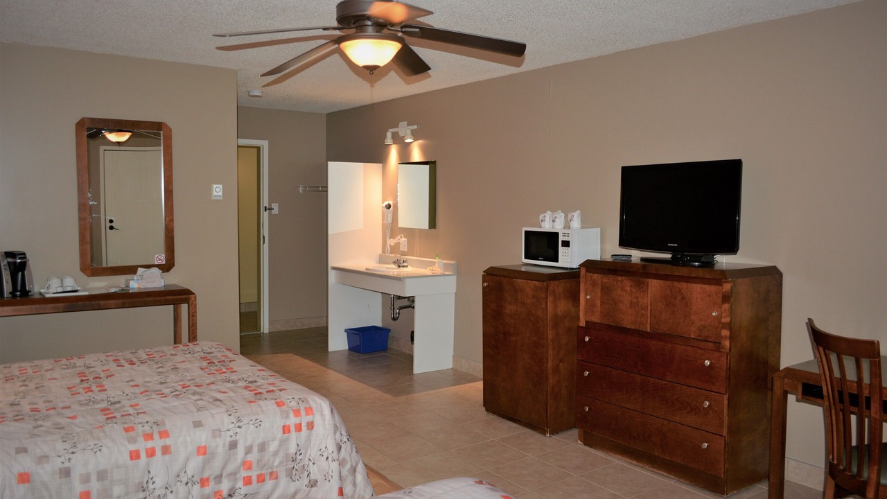 Photo of Bedroom in Forestville