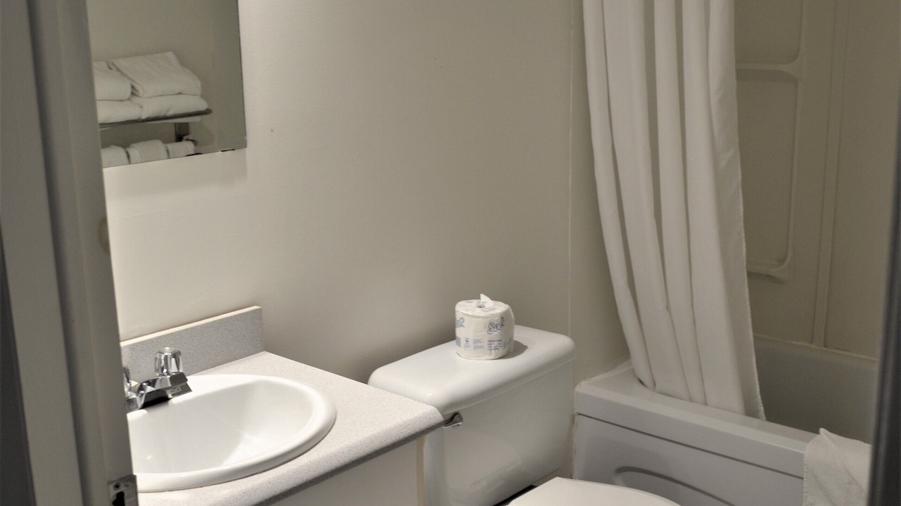 Photo of Bathroom in Forestville