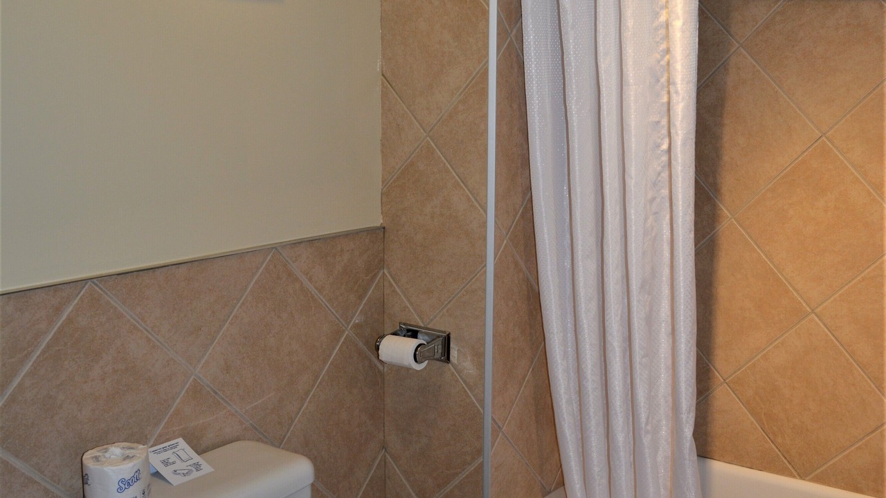 Photo of Bathroom in Forestville
