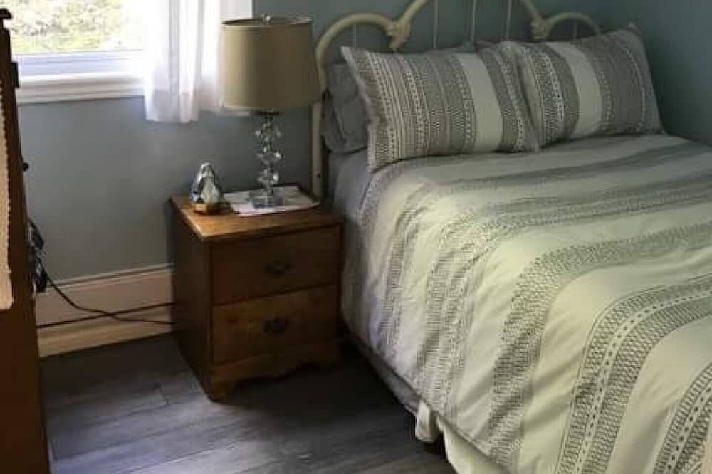 Photo of Bedroom in Englishtown