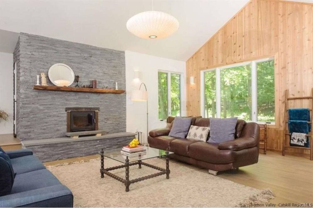 Photo of Livingroom in Gardiner
