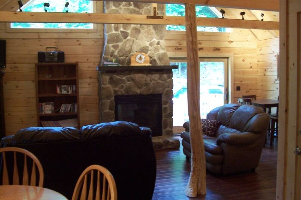 Photo of Livingroom in Schroon Lake