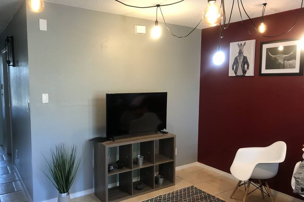Photo of Livingroom in El Dorado West