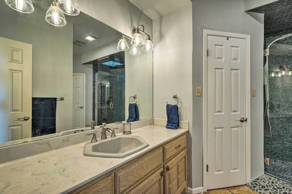 Photo of Bathroom in Amistad National Recreational Area