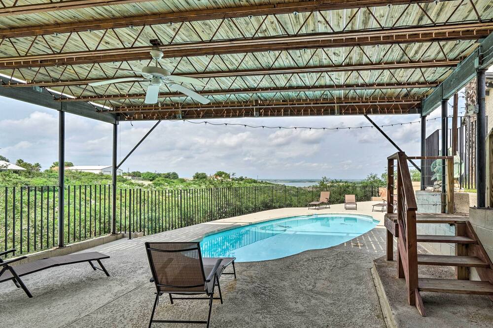 Photo of Outdoor in Amistad National Recreational Area