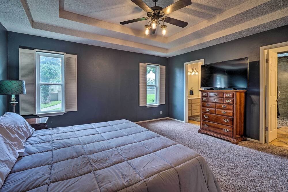 Photo of Bedroom in Amistad National Recreational Area